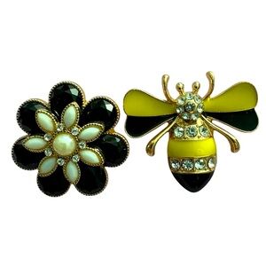 Unique Gold Tone Bee and Flower Brooch Pin Set Grannycore Jewelry Retro Coquette